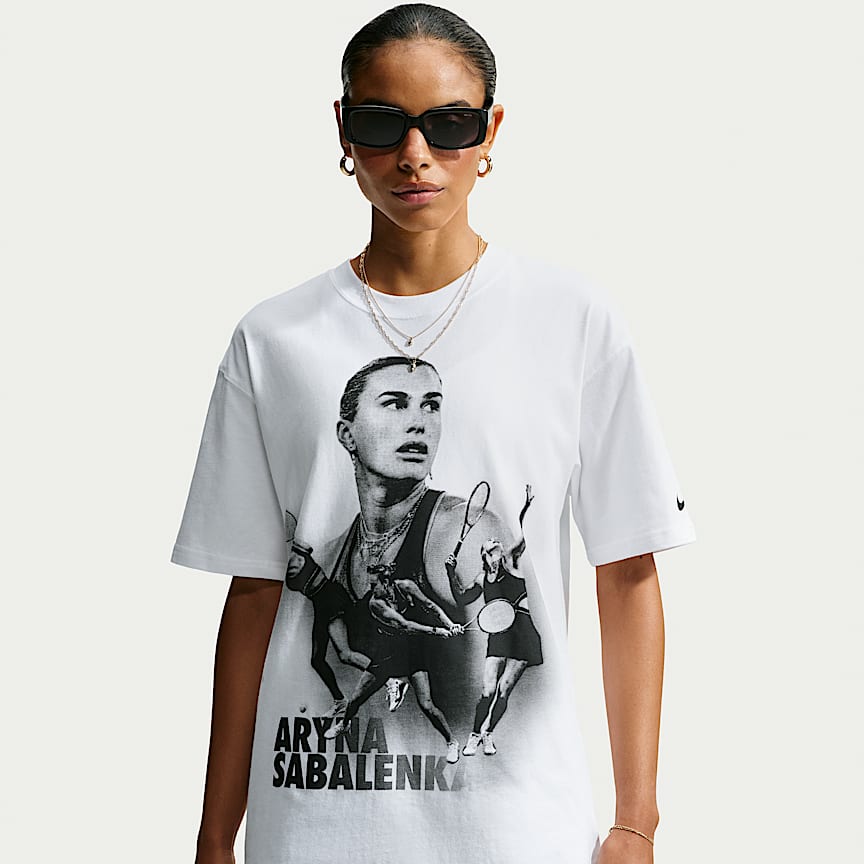 NikeCourt Men's Dri-FIT Tennis T-Shirt. Nike.com